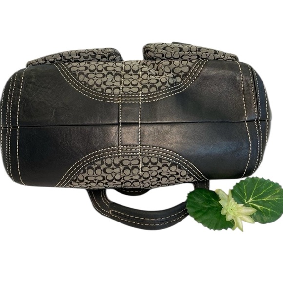 COACH SOHO MINI PRINT BLACK AND WHITE SHOULDER BAG HANDBAG - Picture 4 of 8